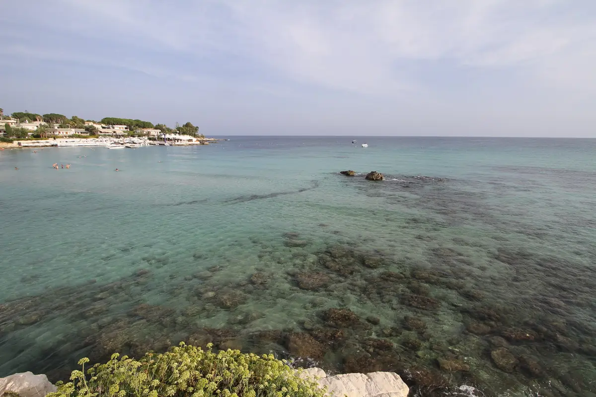 Clear water at Fontane Bianche