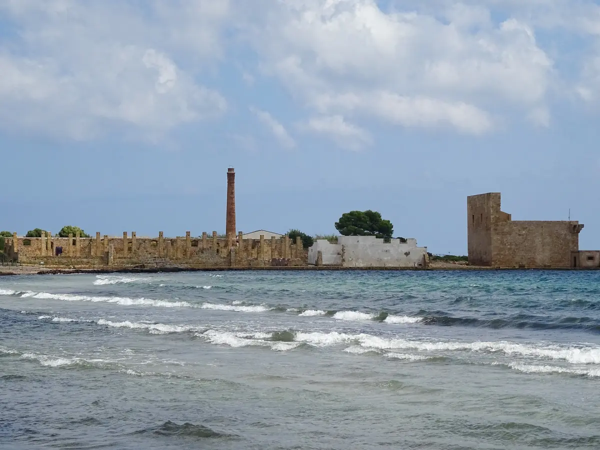 The tonnara and Swabian tower at Vendicari